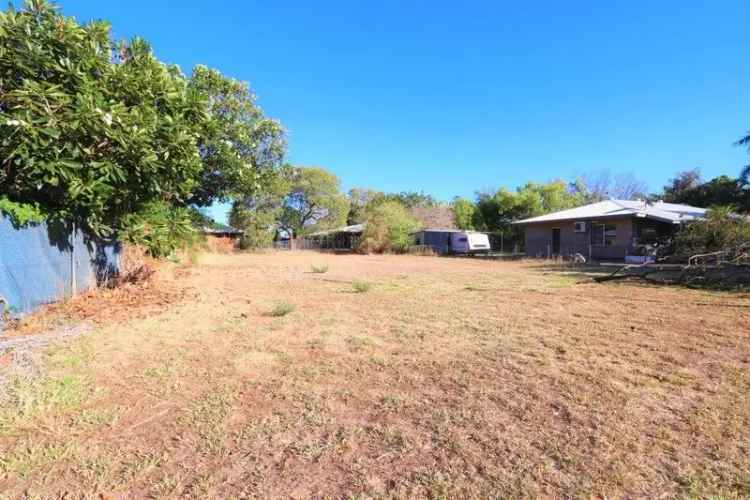 975 sqm Block in Katherine South