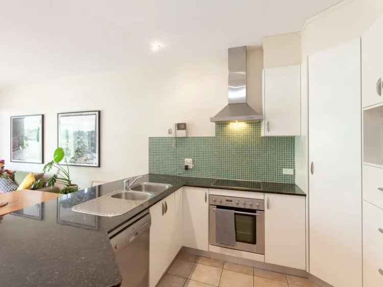 Apartment For Rent in North Canberra, Australian Capital Territory