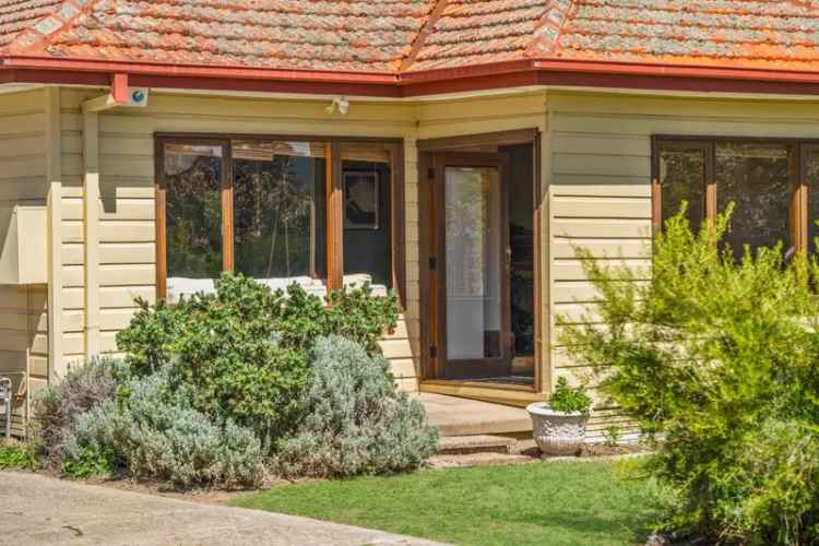 Rent Ainslie Heritage Cottage with Spacious Backyard and Modern Comfort