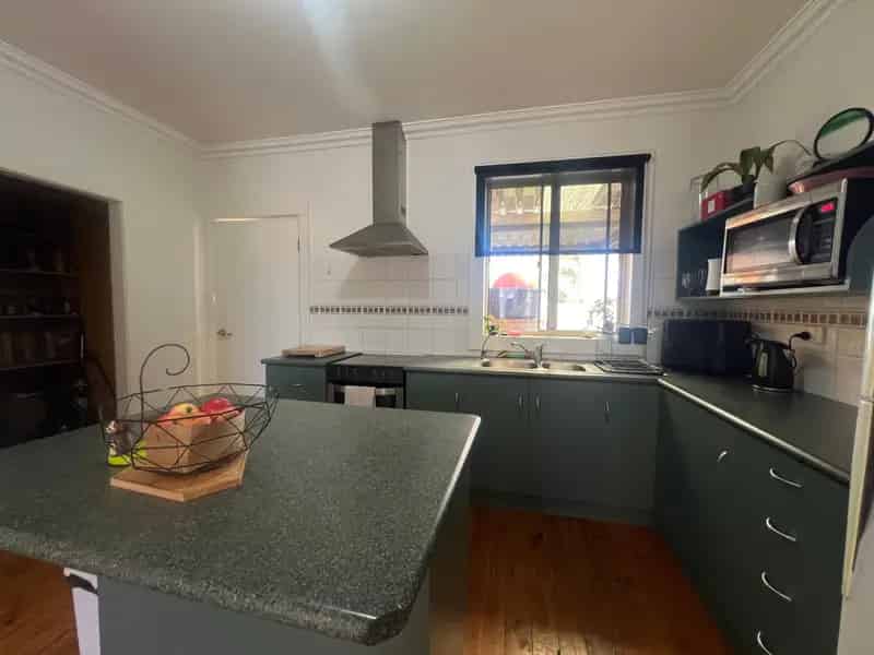 FANTASTIC FAMILY AND INVESTMENT HOME
