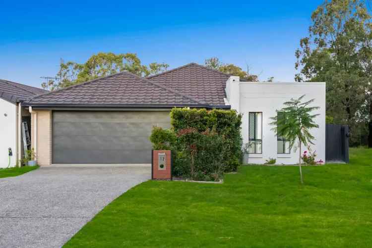 Tranquil & Spacious Home with a Pool