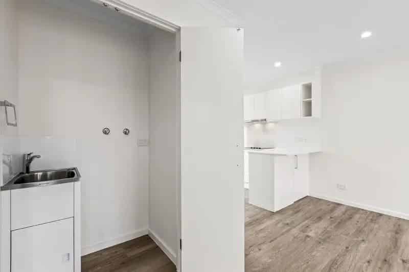 House For Sale , 6, Lloyd Court, Geelong, Victoria
