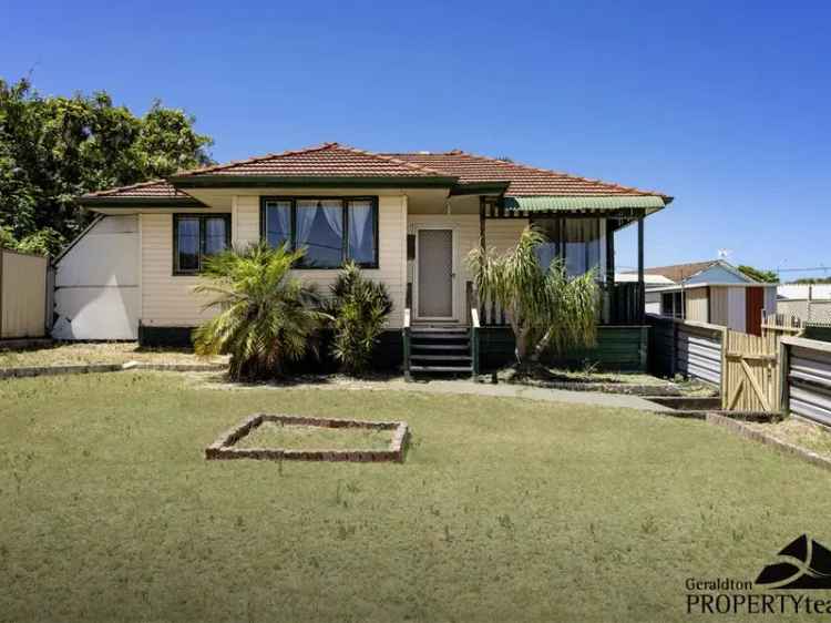 House For Sale in Geraldton, Western Australia