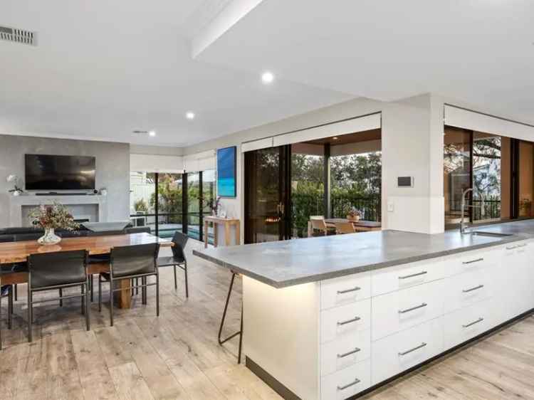 House For Sale in Town of Cambridge, Western Australia