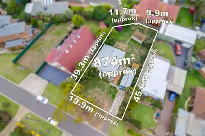 House For Sale , 13, Finch Road, Melbourne, Victoria