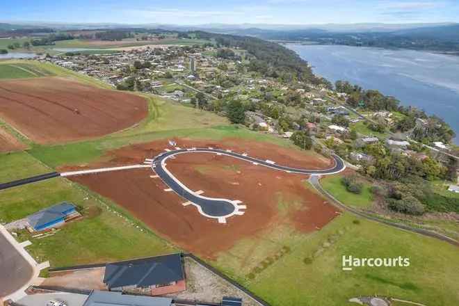 Land For Sale in Devonport, Tasmania