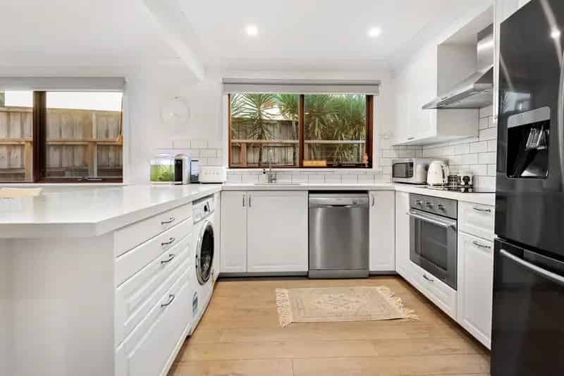 Real Estate For Lease - 2/7 Tudor Close - Belrose , NSW