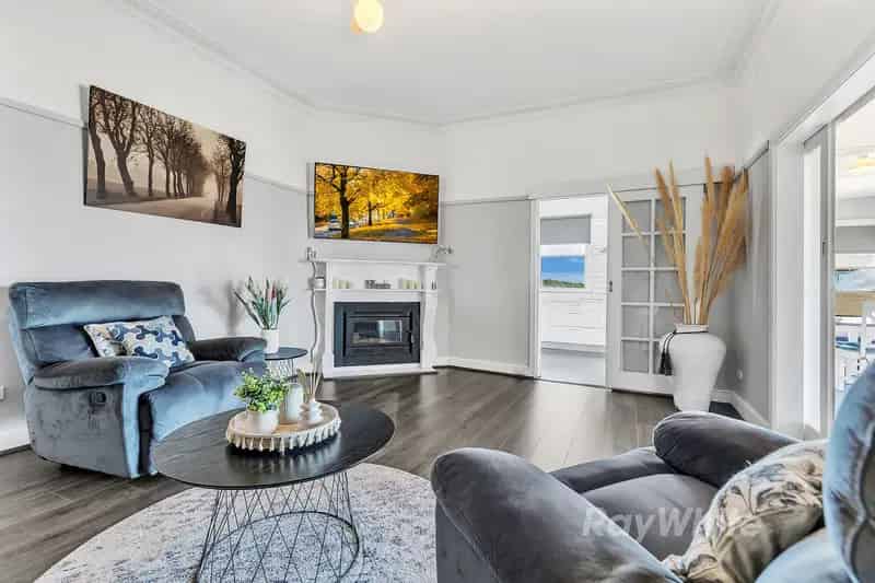 Embrace the Perfect Country Lifestyle with Modern Comforts - Your Home Awaits in Ballendella!