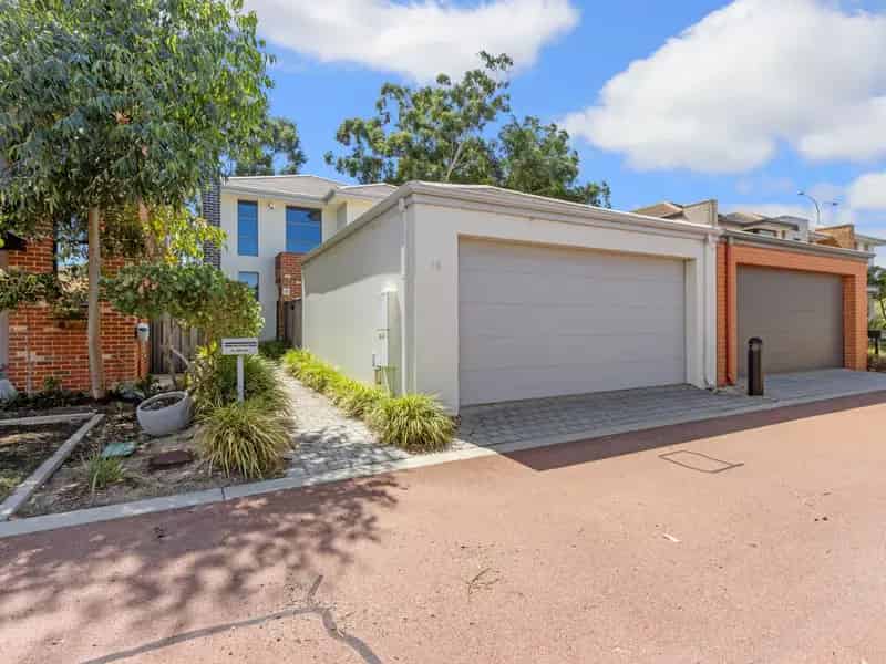 Stylish Low-Maintenance Living