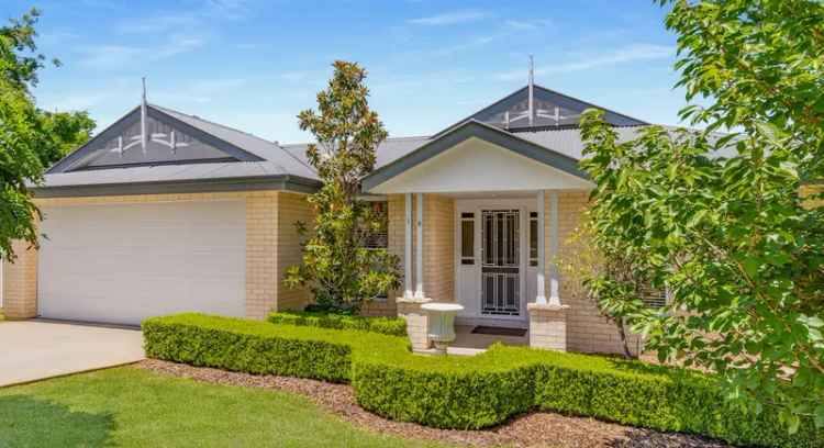  For Sale in Cowra, New South Wales