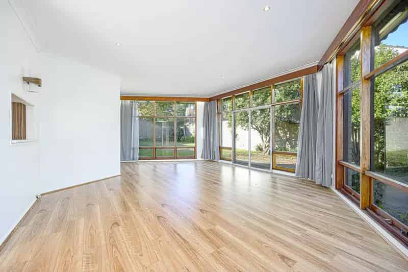 Real Estate For Lease - 2 Marcoala Place - St Ives , NSW