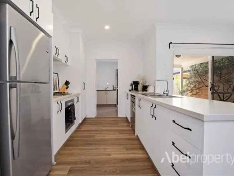 House For Sale in Shire Of Mundaring, Western Australia