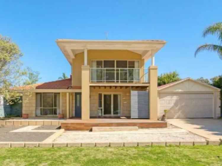 House For Sale in City of Mandurah, Western Australia