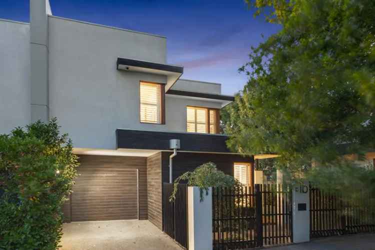 Glen Iris Oasis Family Home 4 Bed 3 Bath