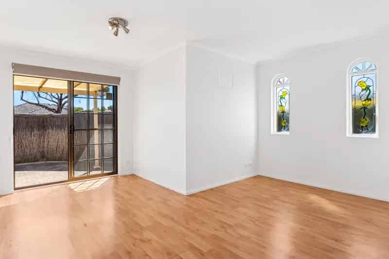 1/10 Shearing Street, Oaklands Park SA 5046 - Townhouse For Sale