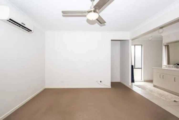 Spacious Executive 4-Bedroom Home in Quiet Carseldine Cul-de-Sac