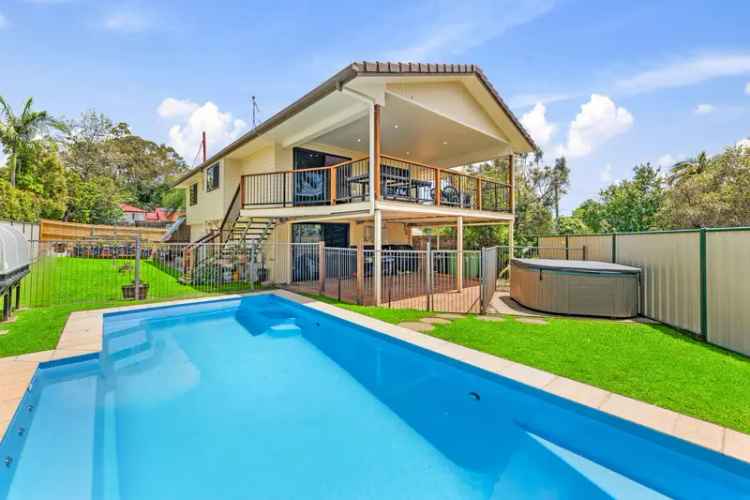 Renovated Hi-Set With Massive Deck Overlooking Sparkling Inground Pool!