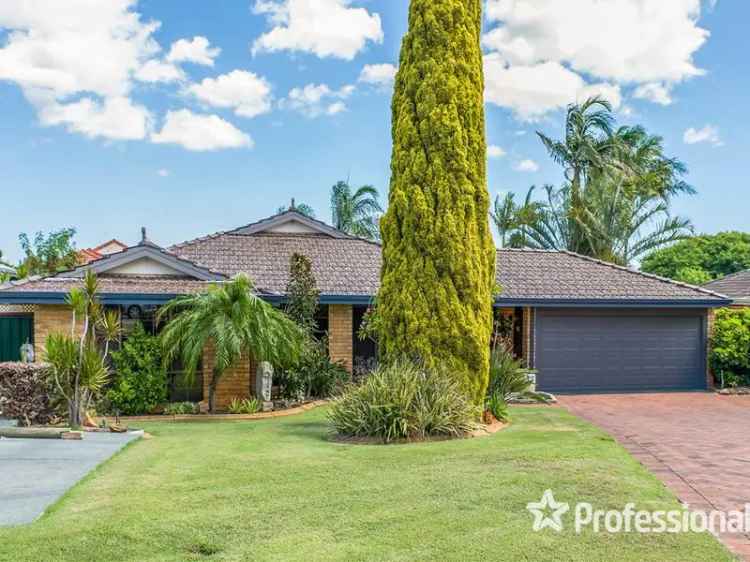 Ballajura Family Home 4 Bedrooms 2 Bathrooms Multiple Living Areas