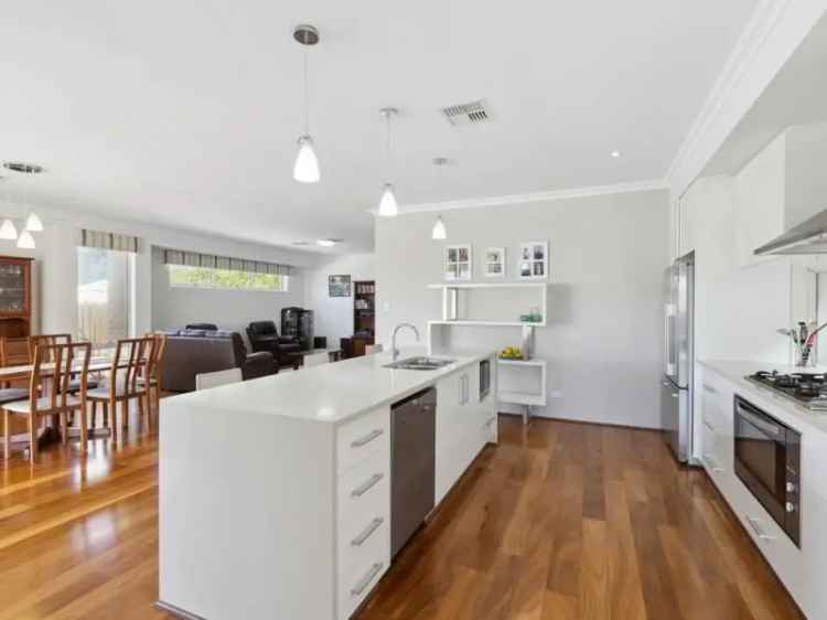 House For Sale in City of Bayswater, Western Australia