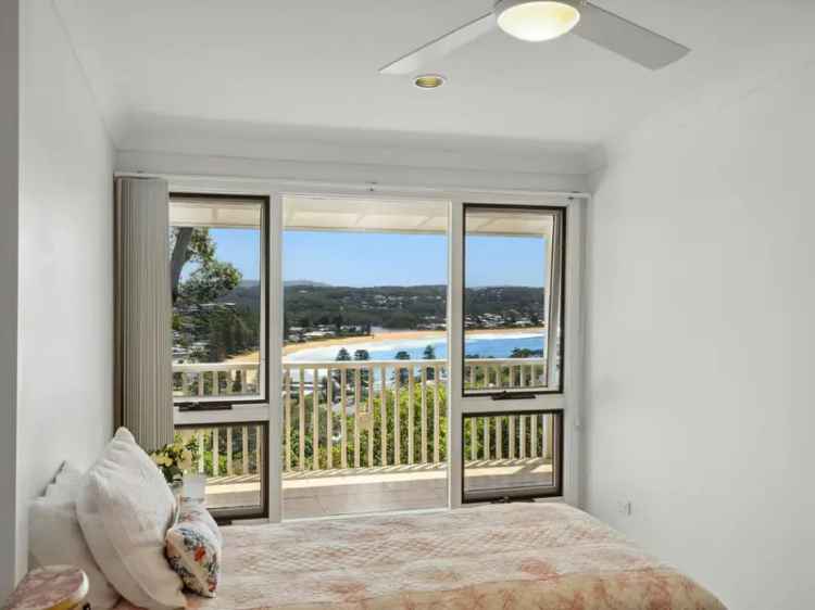 Buy Coastal Holiday Cottage in Avoca Beach with Ocean Views