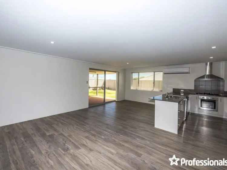 House For Sale in Geraldton, Western Australia