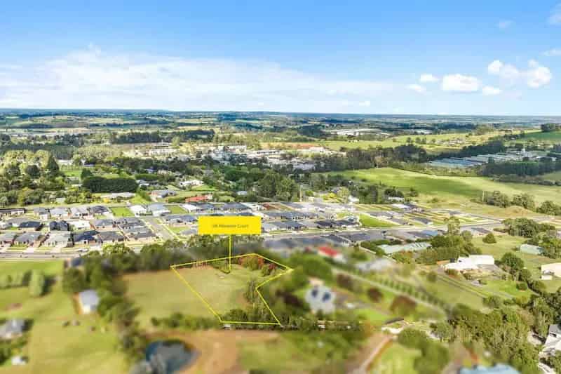 Buy Rural Property in Drouin with Magnificent Acreage Block and Features