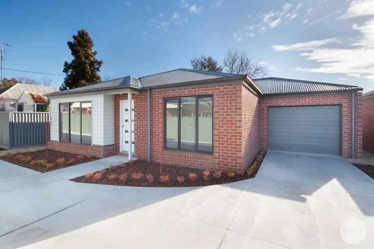 Conveniently Located New Build in the Heart of Creswick