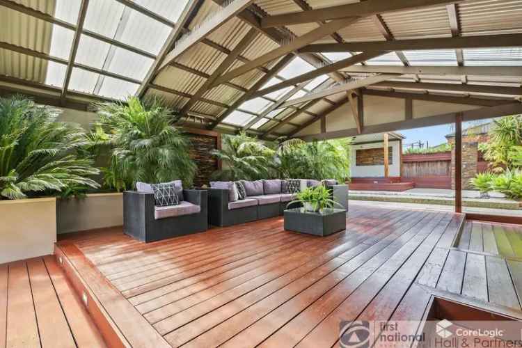 5 Room House 272m² Melbourne - Granny Flat - Family Home