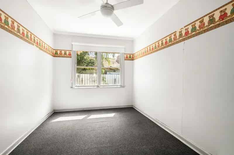 Buy House in Birdcage with Stylish Features and Modern Comforts