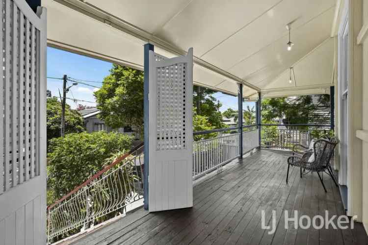 House For Sale in 34, Louis Street, Greater Brisbane, Queensland