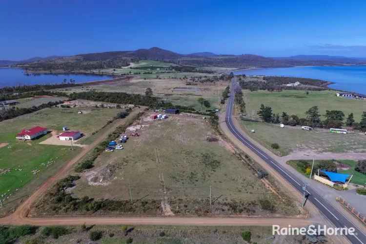 Buy land in Dunalley with rural living features near water activities