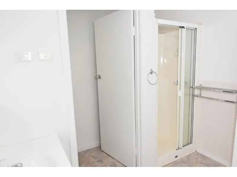 One Bedroom Unit In Great Location