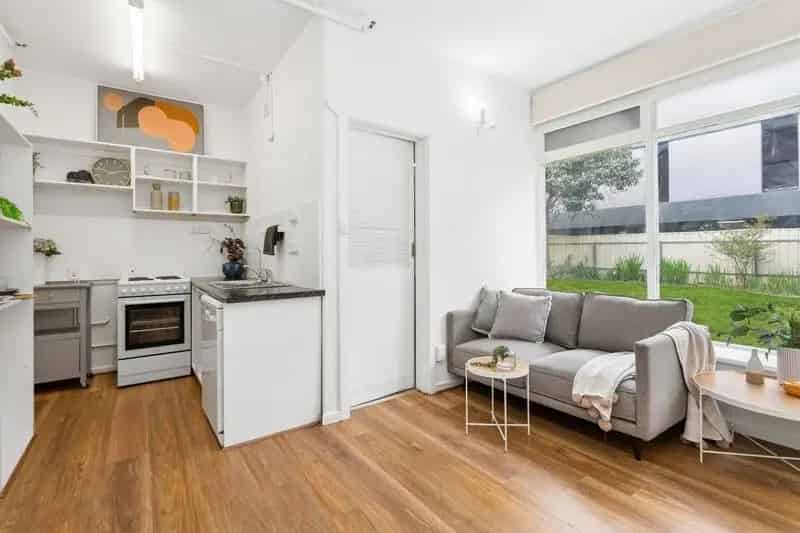 Stylish Studio Living on Adelaide's Doorstep