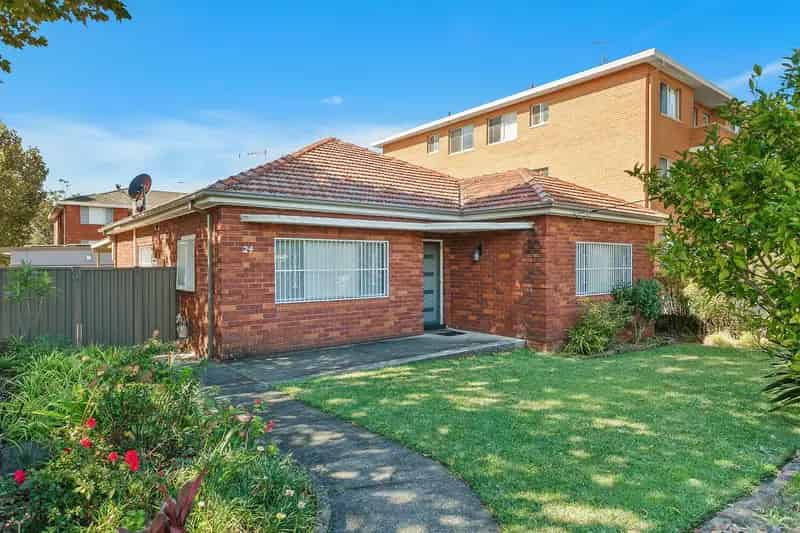 Real Estate For Lease - 24 Guinea Street - Kogarah , NSW