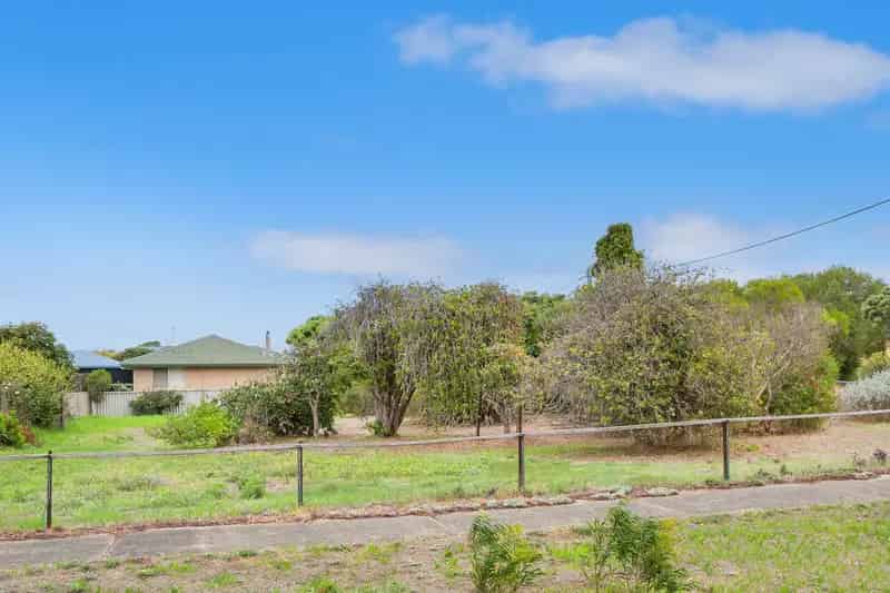 Level Corner Block in Excellent Location