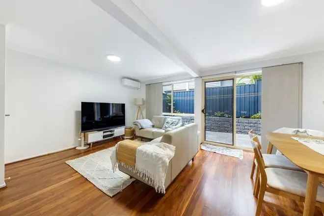 3-Bedroom Unit in Maroochydore - Comfortable and Well-Appointed Home