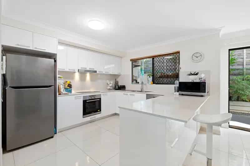 22/35 Jaffa Crescent, Calamvale QLD 4116 - Unit For Lease