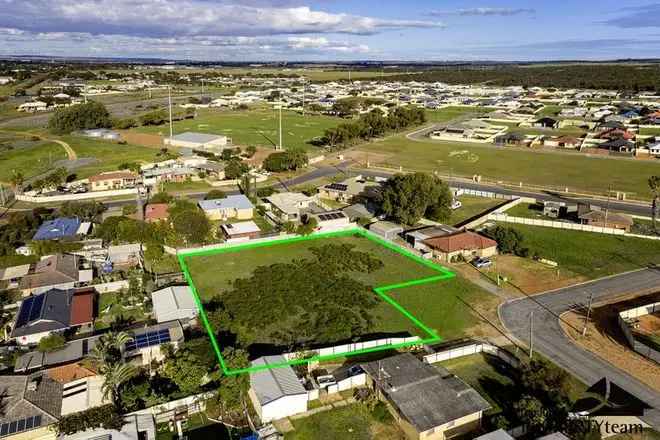 2270sqm Residential R20 Land - Development Subdivision Opportunity