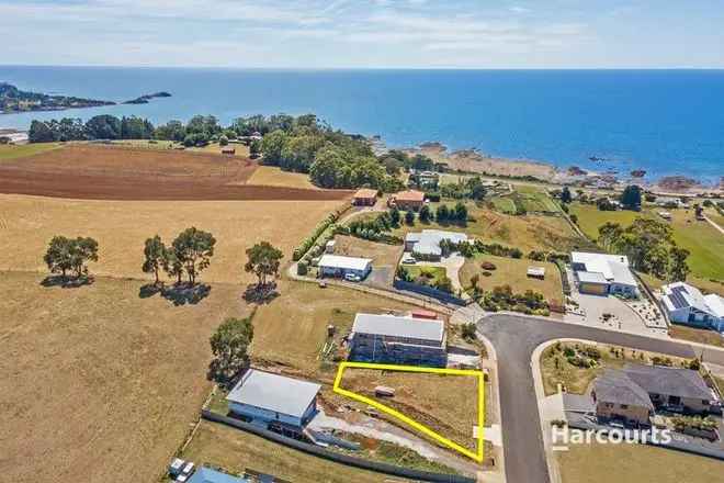 Land For Sale in Ulverstone, Tasmania