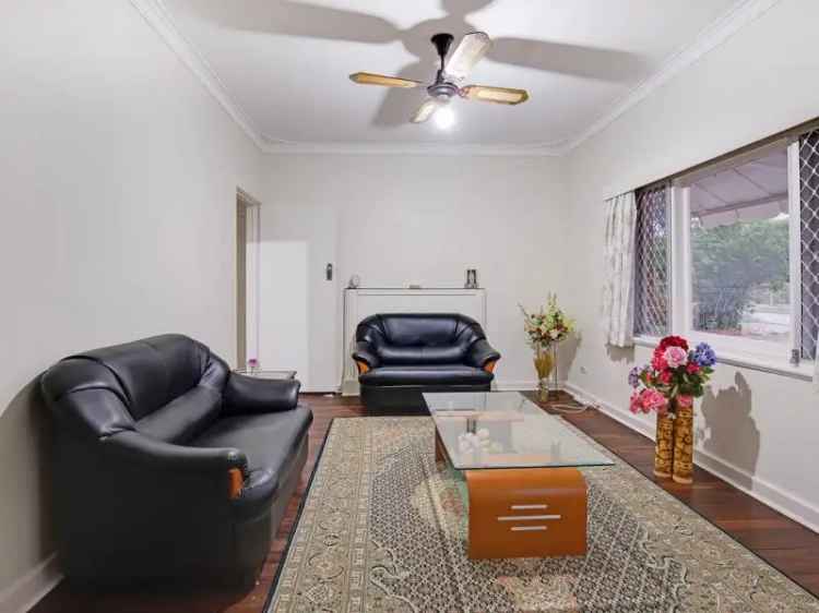 House For Sale in City of Gosnells, Western Australia