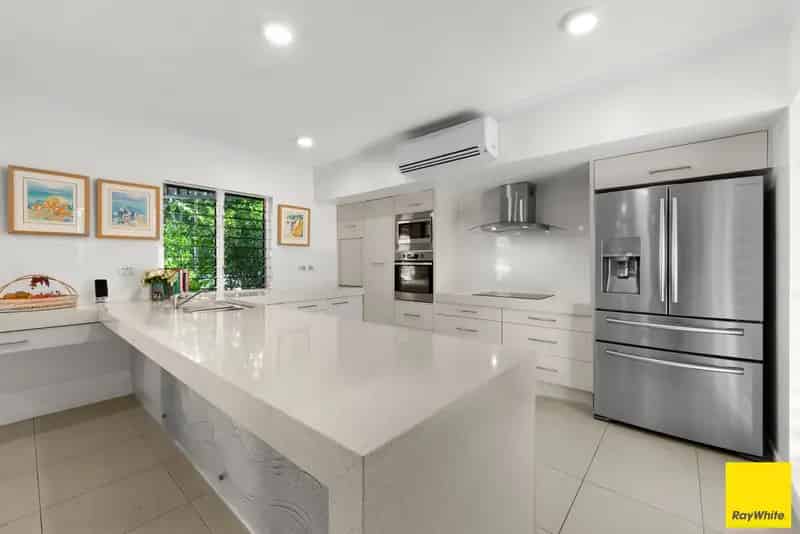 Luxury Retreat with Ultimate Privacy in a Gated Estate