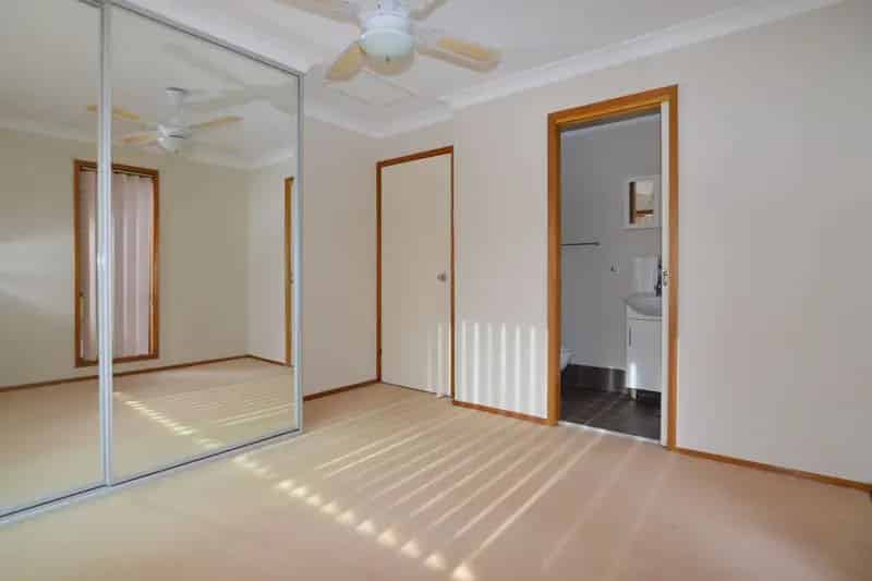Real Estate For Lease - 2/7 Spectrum Road - North Gosford , NSW