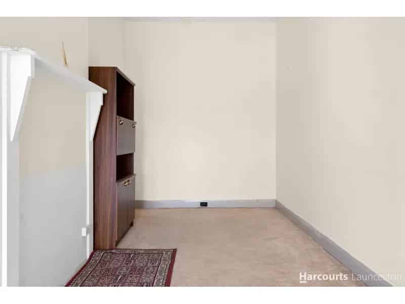 Cosy, Low Maintenance Central Location