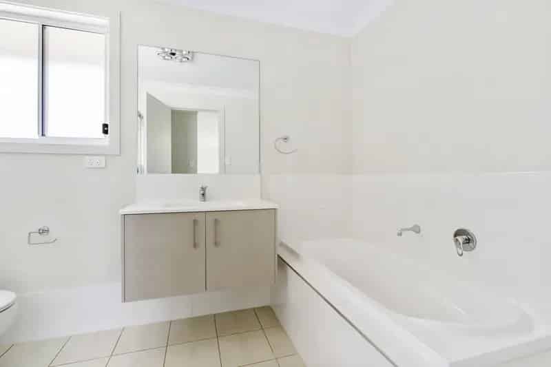 Real Estate For Lease - 36 Owens Street - Spring Farm , NSW