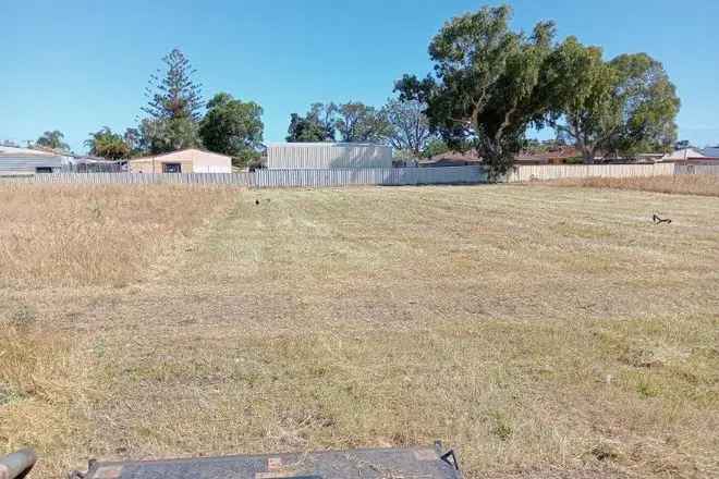 Land For Sale in Geraldton, Western Australia