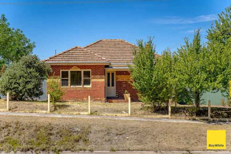 Affordable 3-Bed Home in Eaglehawk - Renovation Project