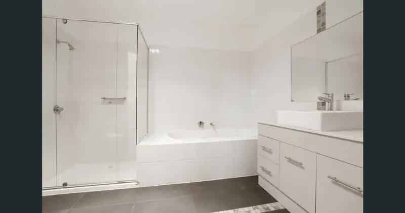 5 rooms house of 400 m² in Melbourne