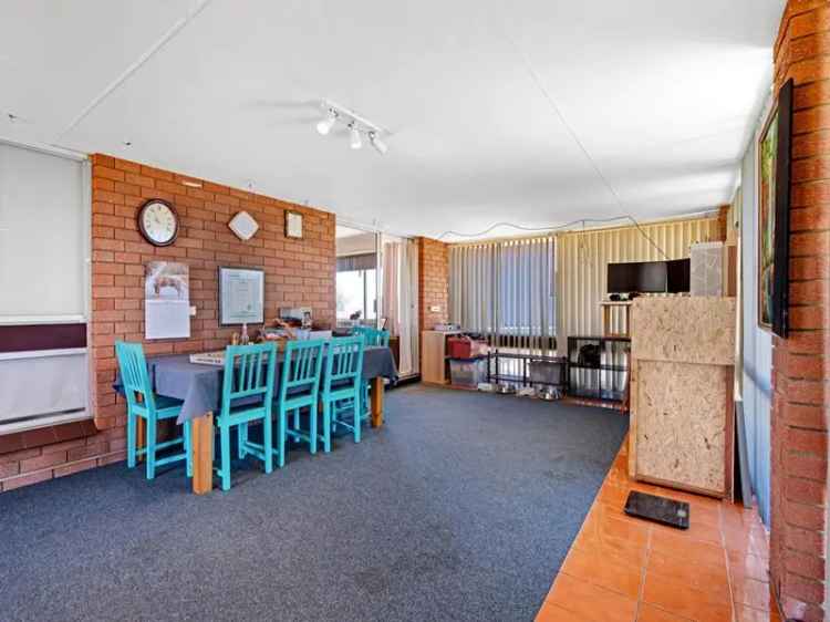 House For Sale in Port Denison, Western Australia