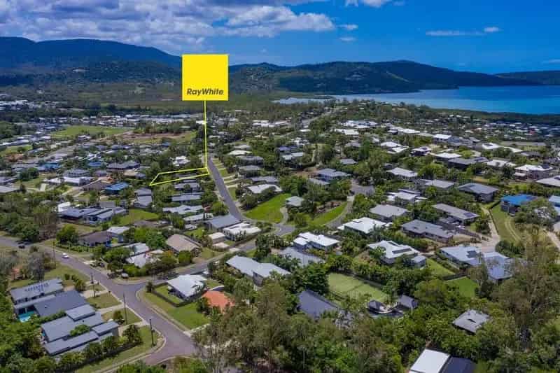Buy Land in Cannonvale - Prime 800m² Block with Endless Potential