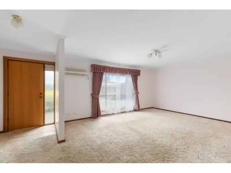 Tidy Low Maintenance Home